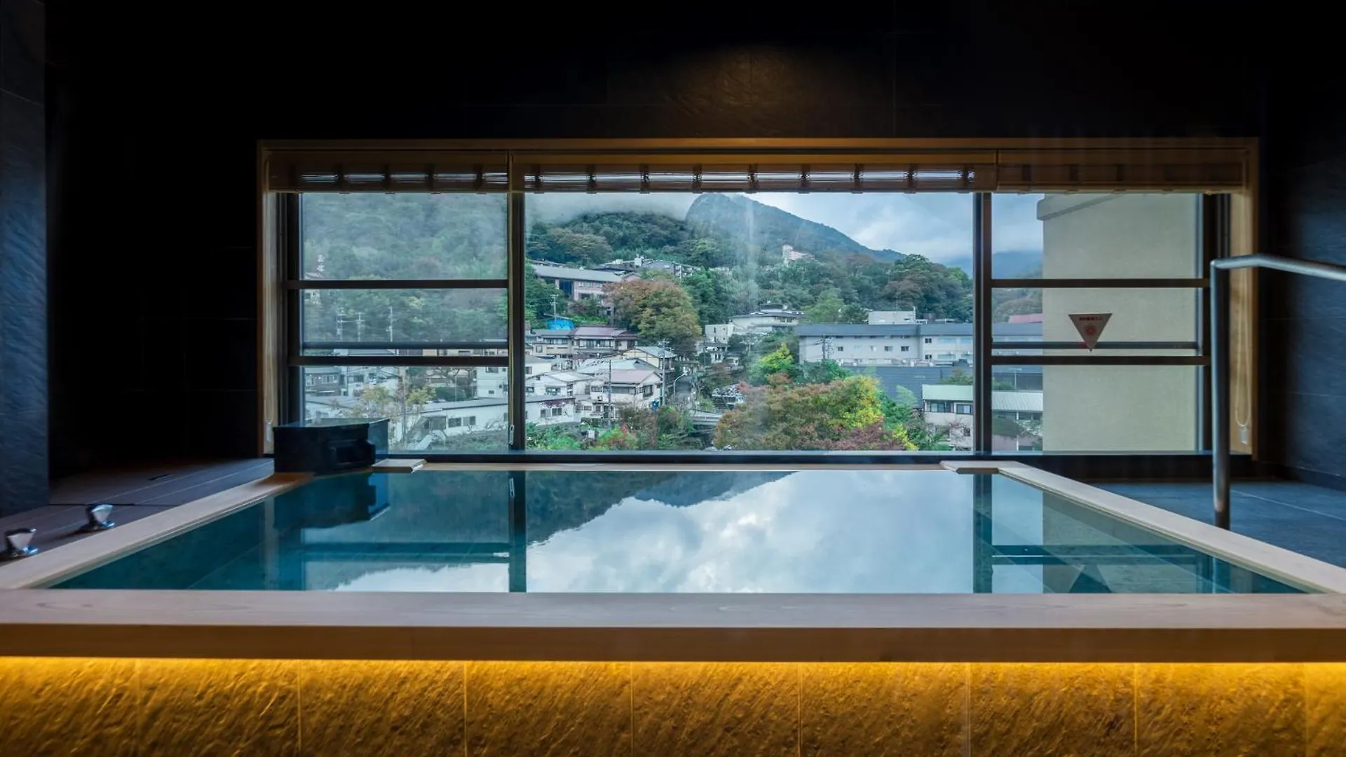 箱根河鹿庄酒店