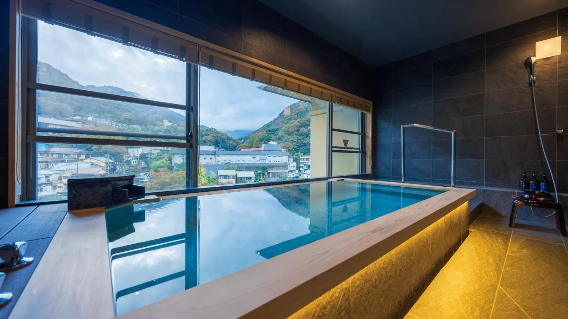 Hakone Yumoto Onsen Hotel Kajikaso Ryokan