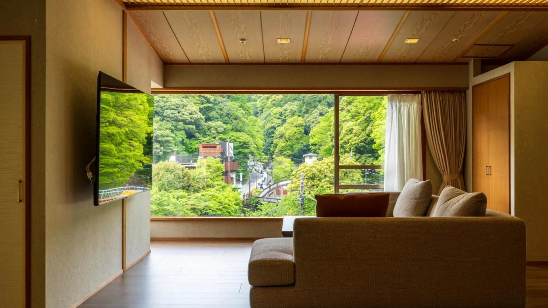 Hakone Yumoto Onsen Hotel Kajikaso